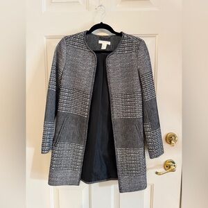 H&M Women's Black and White Patterned Blazer